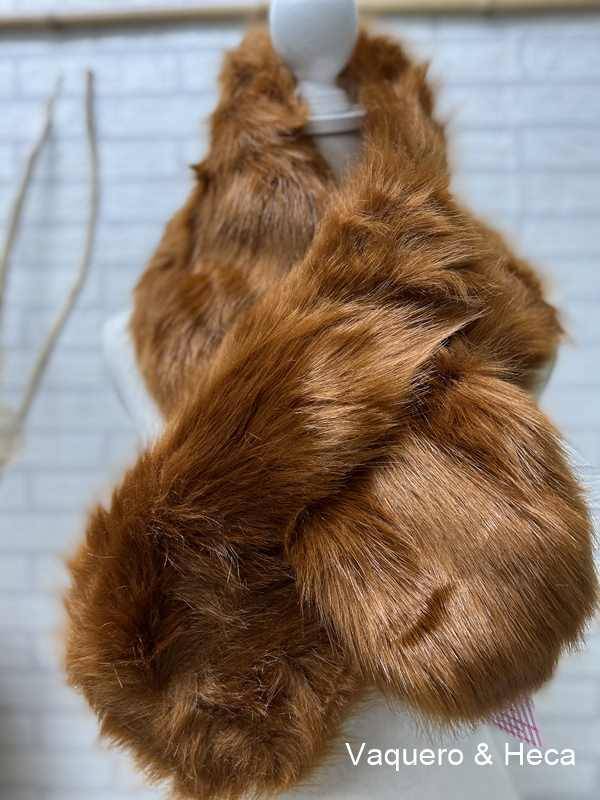 cuello-pelo-sintetico-ancho-marrón