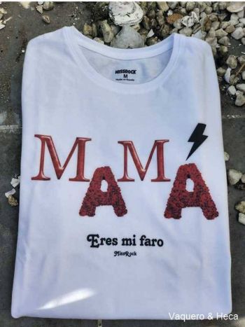Camiseta-Mamá-MissRock
