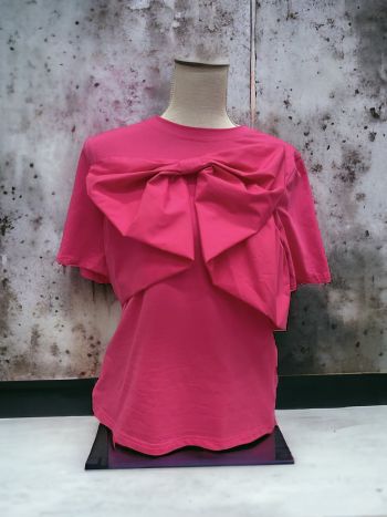 Camiseta-Lazo-rosa